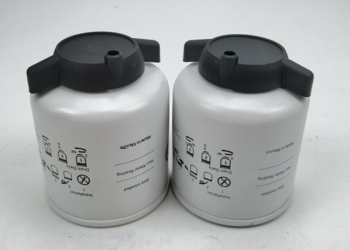 ODM inPórial do OEM do filtro de combustível 6667352 do certificado do ISO para o equipamento da filtragem