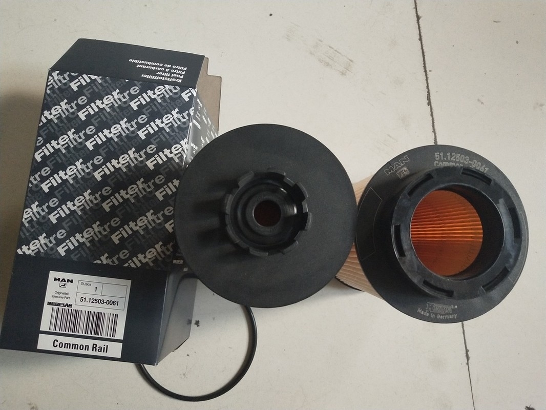 o caminhão 1kg diesel abastece o filtro 12503-0061 com tamanho de 15×15×28cm